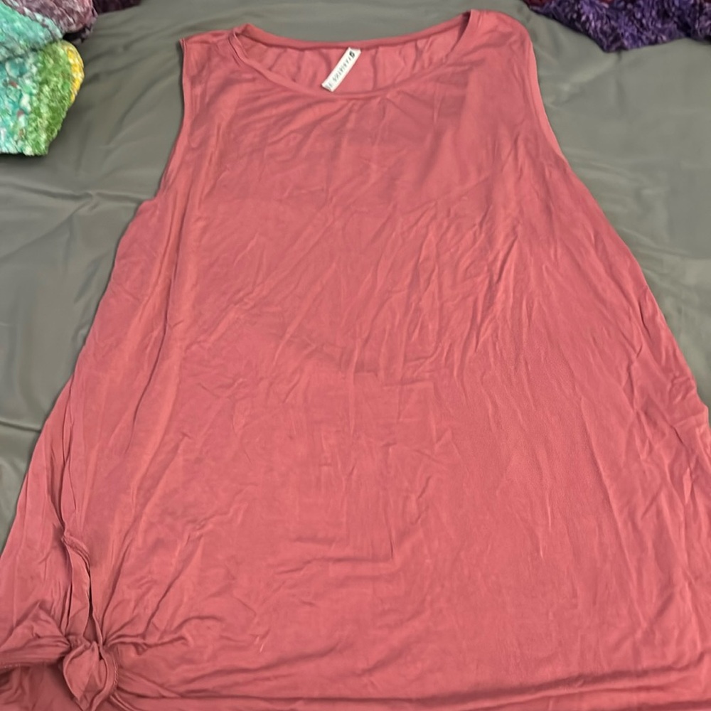 Fabletics tank